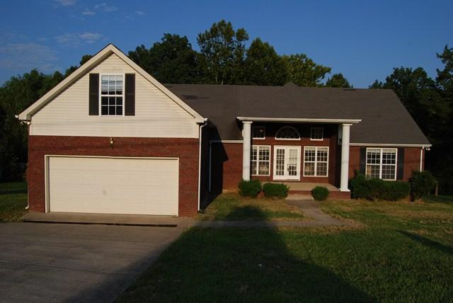 544 Windy Road Mount Juliet, TN 37122 - Photo 20 of 20 a front view of a house with a garden