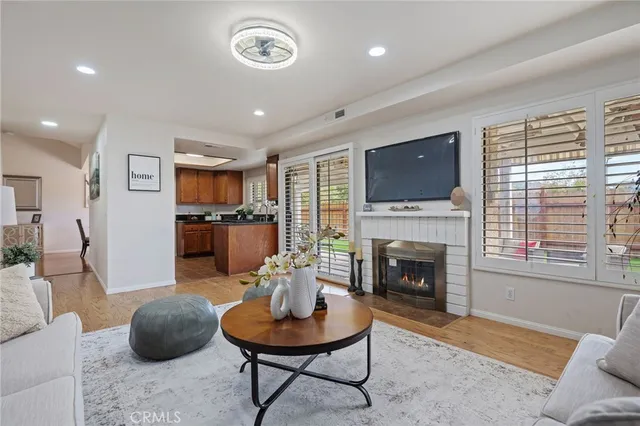 $1,024,000 | 6698 Summerhill Court, Oak Park, CA 91377