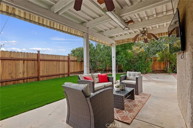 $1,024,000 | 6698 Summerhill Court, Oak Park, CA 91377