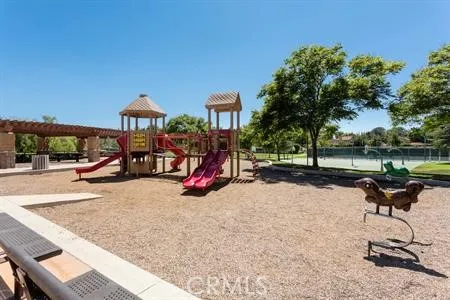 $1,024,000 | 6698 Summerhill Court, Oak Park, CA 91377