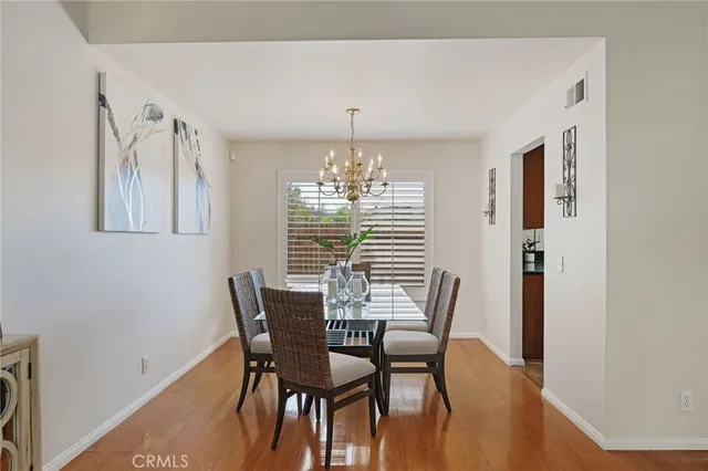$1,024,000 | 6698 Summerhill Court, Oak Park, CA 91377