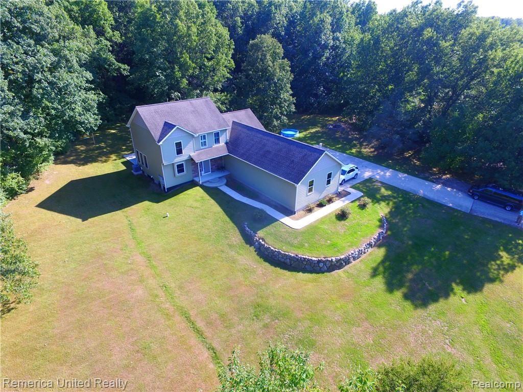 10336 Hartland Road Fenton, MI 48430 - Photo 34 of 38 DJI_0210.JPG