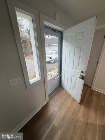 $2,700 | 7405 Columbia Avenue, Unit 1, College Park, MD 20740