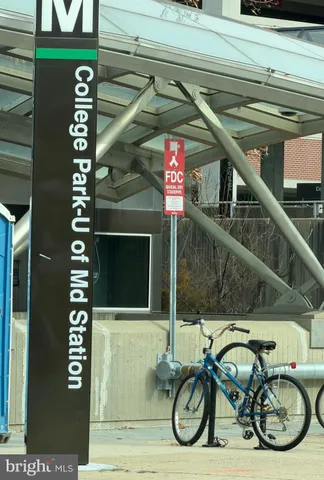 $2,700 | 7405 Columbia Avenue, Unit 1, College Park, MD 20740