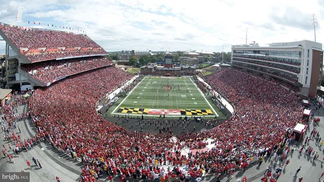 $2,700 | 7405 Columbia Avenue, Unit 1, College Park, MD 20740