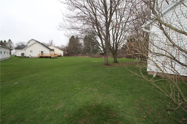 $199,900 | 8 Foxtail Lane, Chili, NY 14514