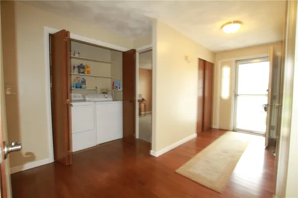 $199,900 | 8 Foxtail Lane, Chili, NY 14514