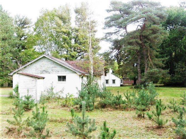 3636 Lakeshore Road Lexington, MI 48450 - Photo 25 of 33 31362835-24.JPG