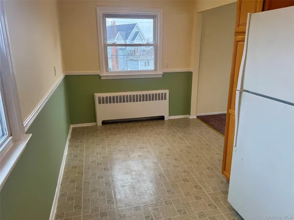 $2,700 | 10 3rd Avenue, East Rockaway, NY 11518