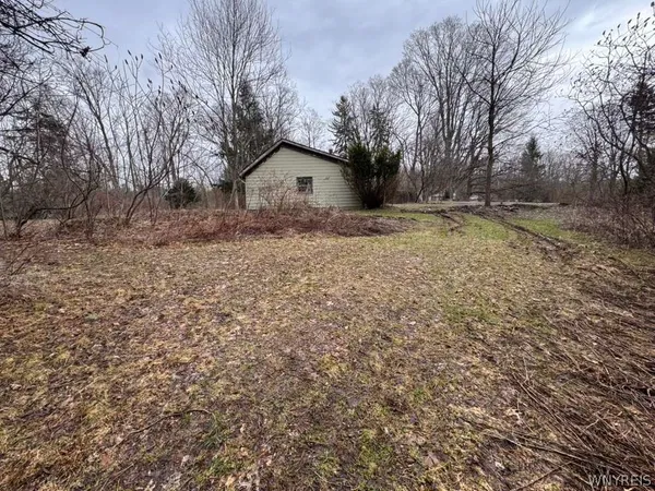 $280,000 | 13418 Quaker Street, Collins, NY 14034