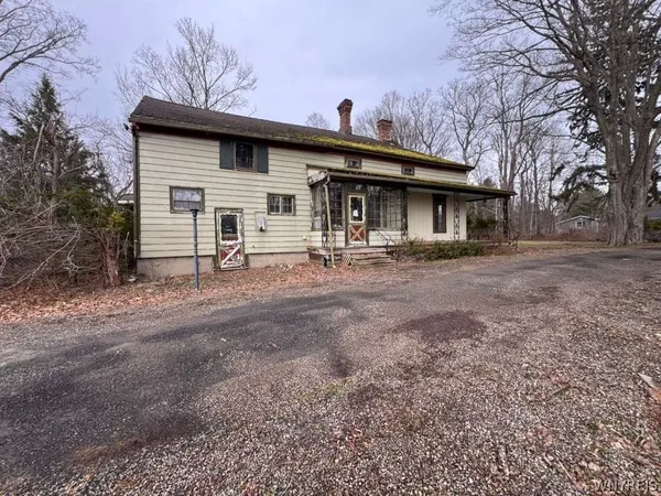 $280,000 | 13418 Quaker Street, Collins, NY 14034