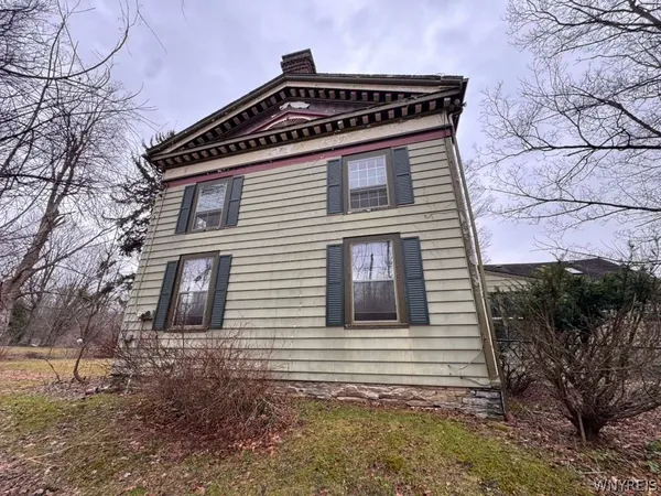 $280,000 | 13418 Quaker Street, Collins, NY 14034