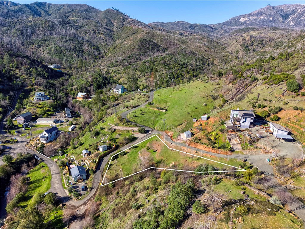 11180 Rose Anderson Road Middletown, CA 95461 - Photo 26 of 32 a view of a city with a mountain
