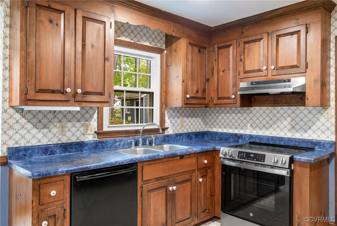 11406 Poplar Ridge Road North Chesterfield, VA 23236 - Photo 9 of 30 Gallery Image 9