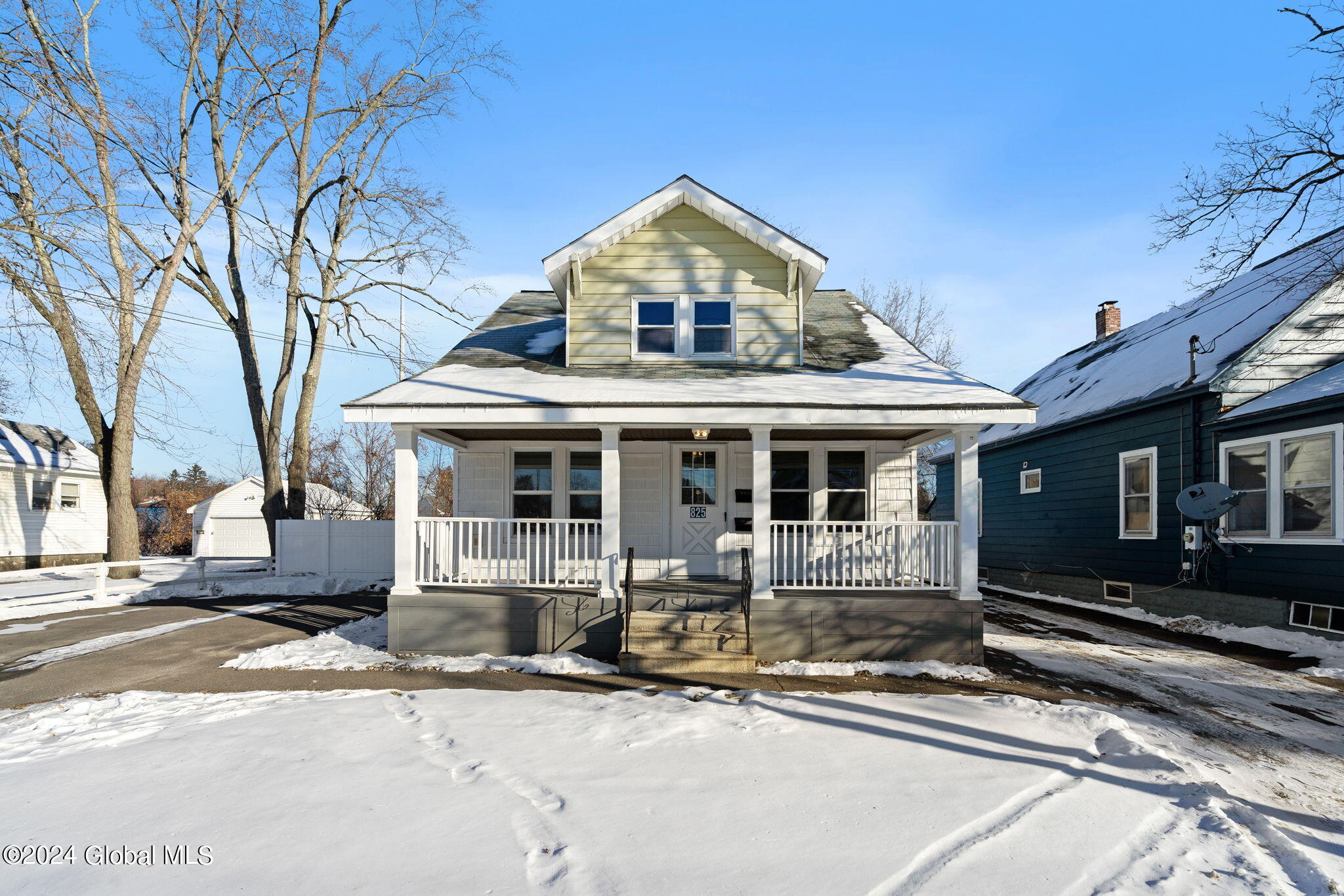 825 Curry Road Rotterdam, NY 12306 - Photo 1 of 37 1-web-or-mls-825-curry-rd