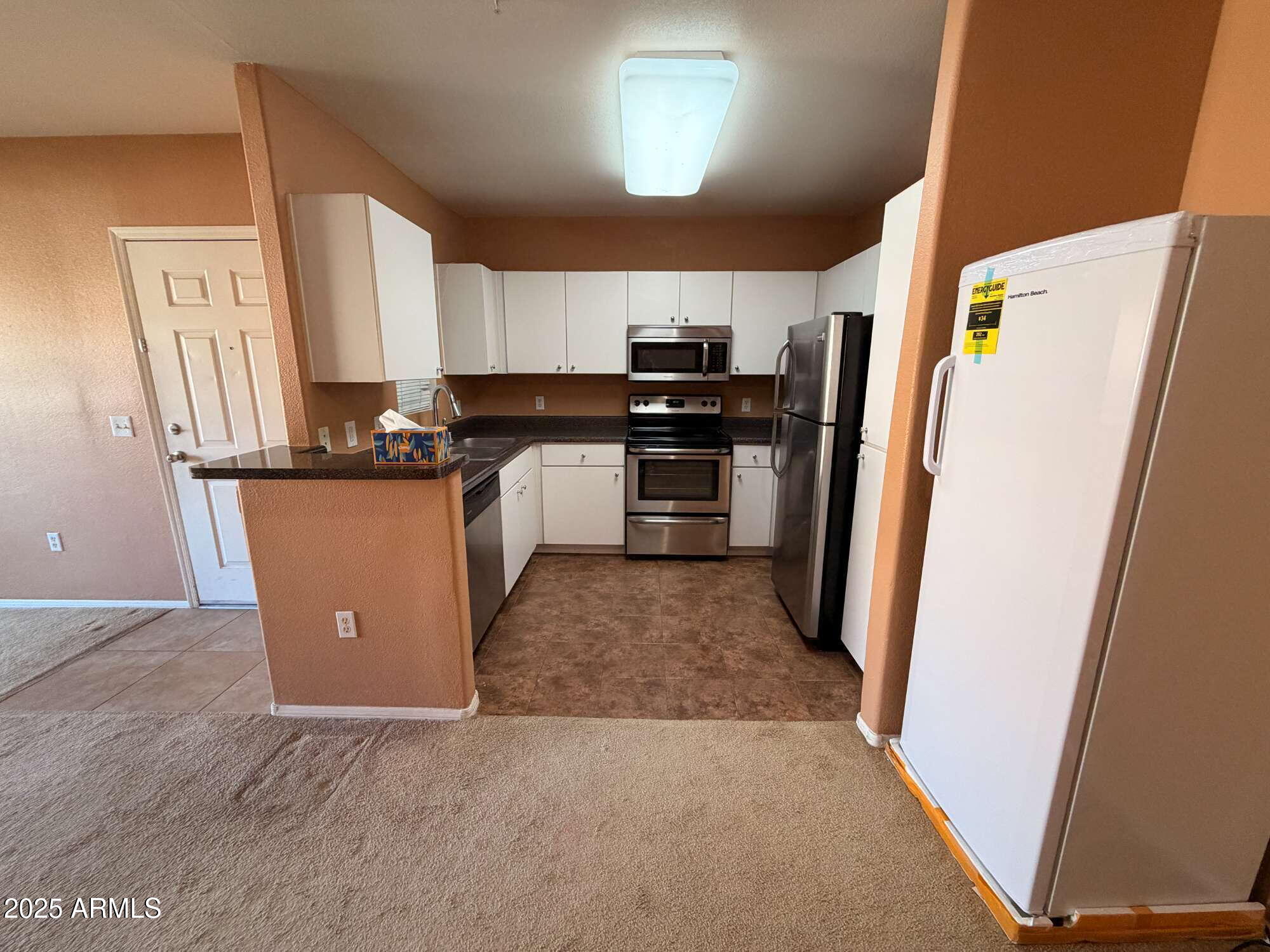 1295 North Ash Street, Unit 923 Gilbert, AZ 85233 - Photo 6 of 17 IMG_0218