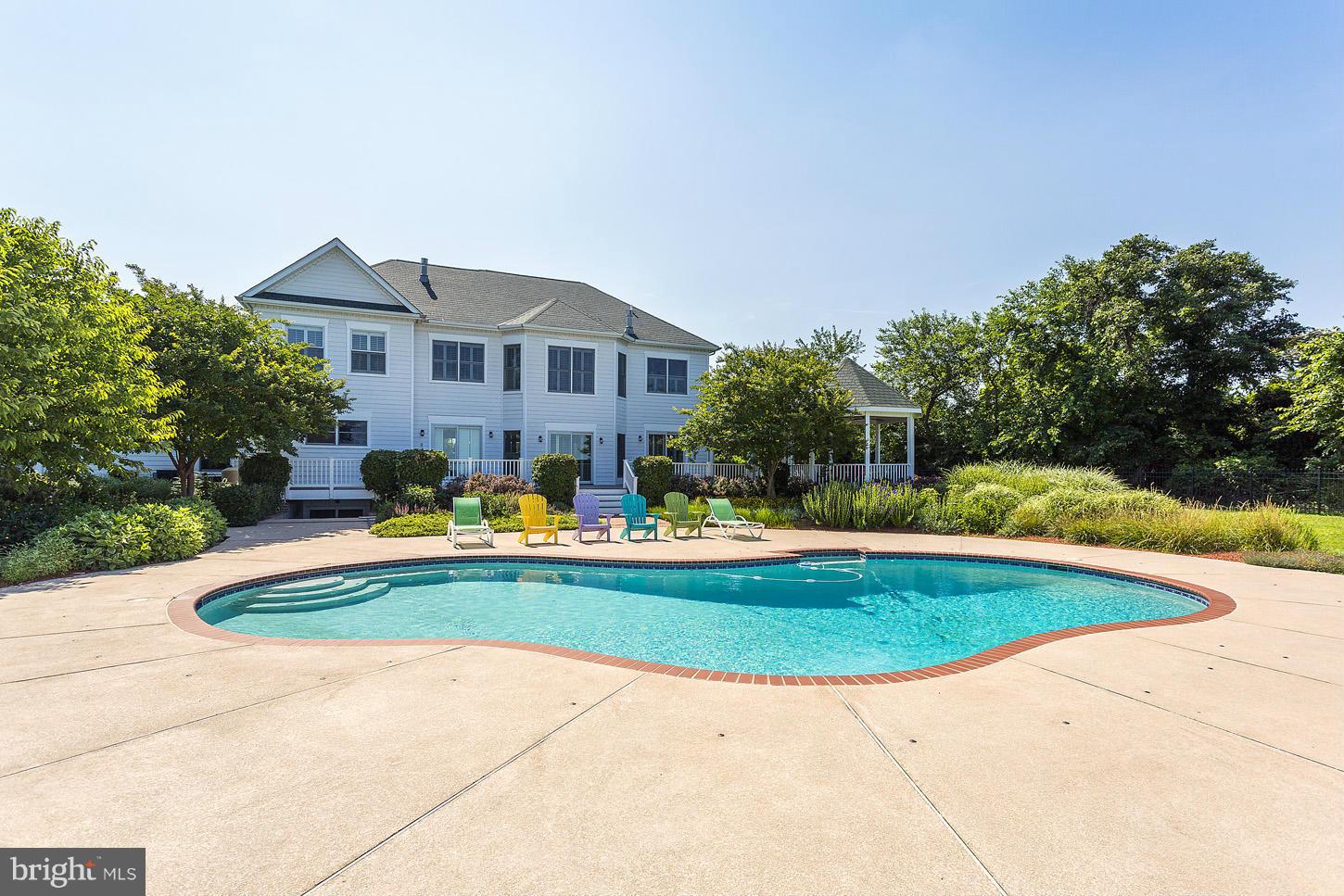 2141 Love Point Road Stevensville, MD 21666 - Photo 20 of 25 Exterior (Rear)