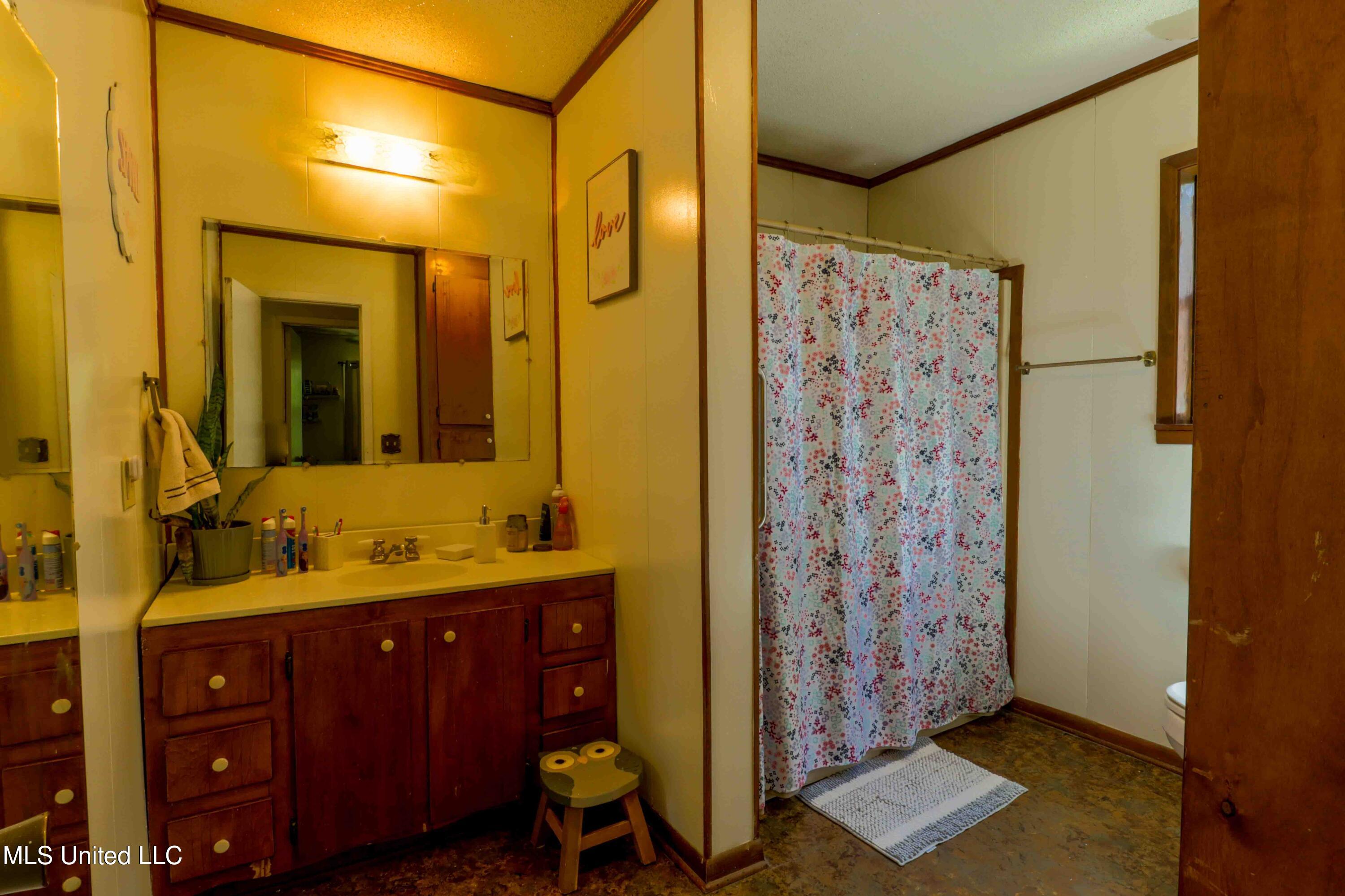 2947 Bee Tree Road Richton, MS 39476 - Photo 15 of 27 2947_BeeTreeRdRichtonMS-14