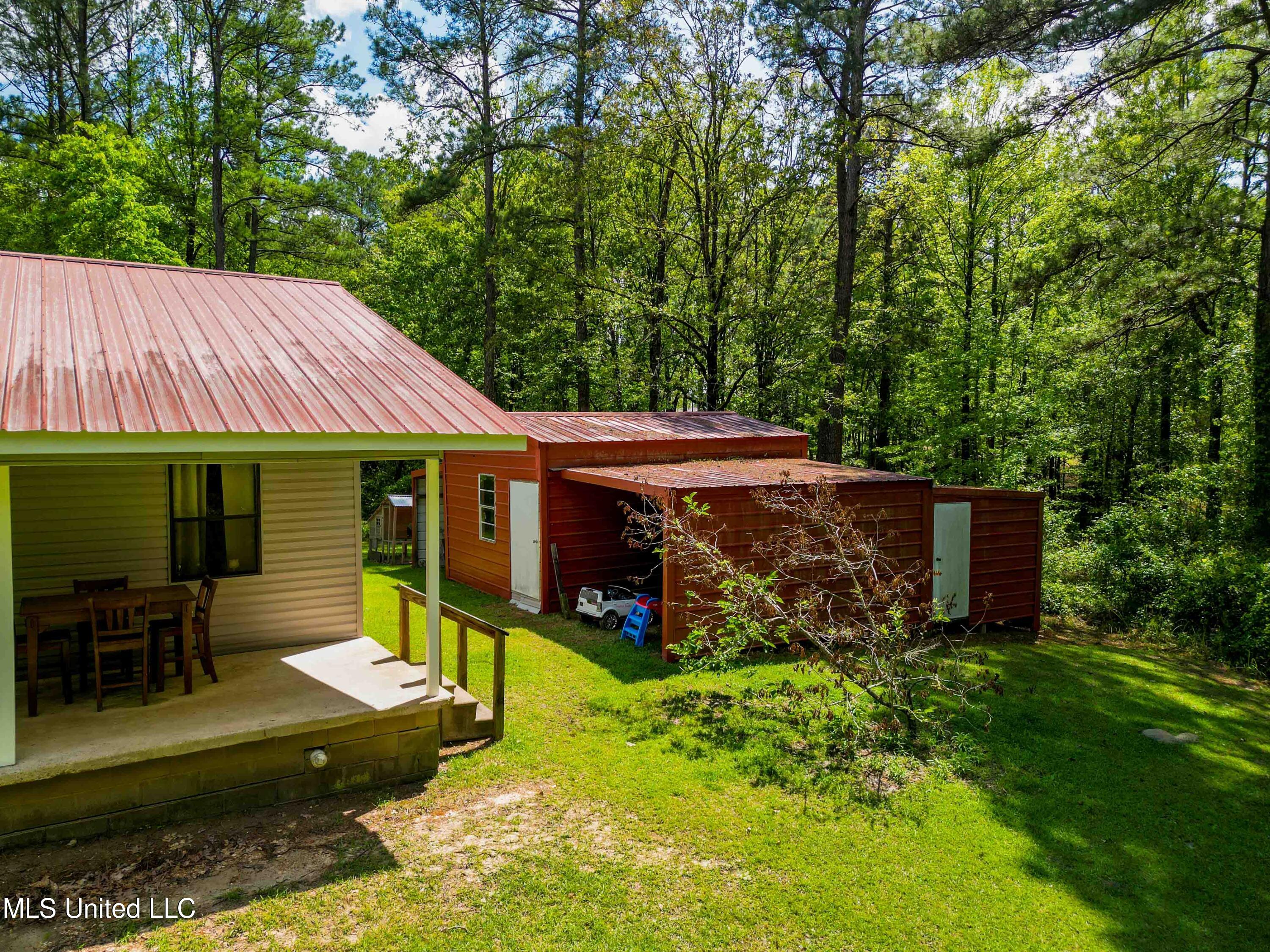 2947 Bee Tree Road Richton, MS 39476 - Photo 23 of 27 2947_BeeTreeRdRichtonMS-23