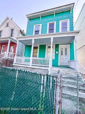 $649,990 | 88 Warren Street | Stapleton