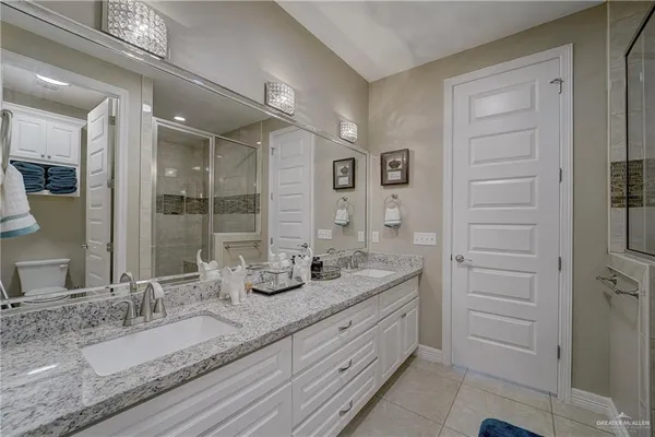 $2,000 | 3200 Linva Avenue, Edinburg, TX 78541