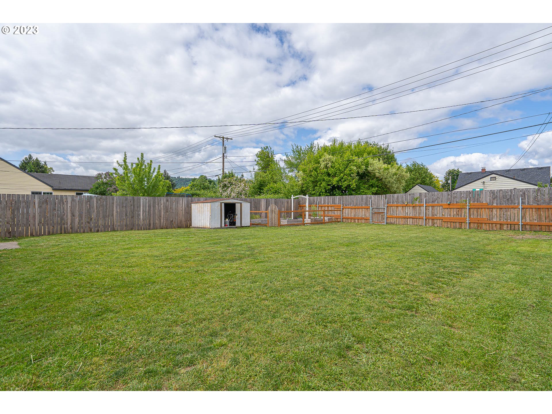 446 North 24th Street Springfield, OR 97477 - Photo 34 of 39