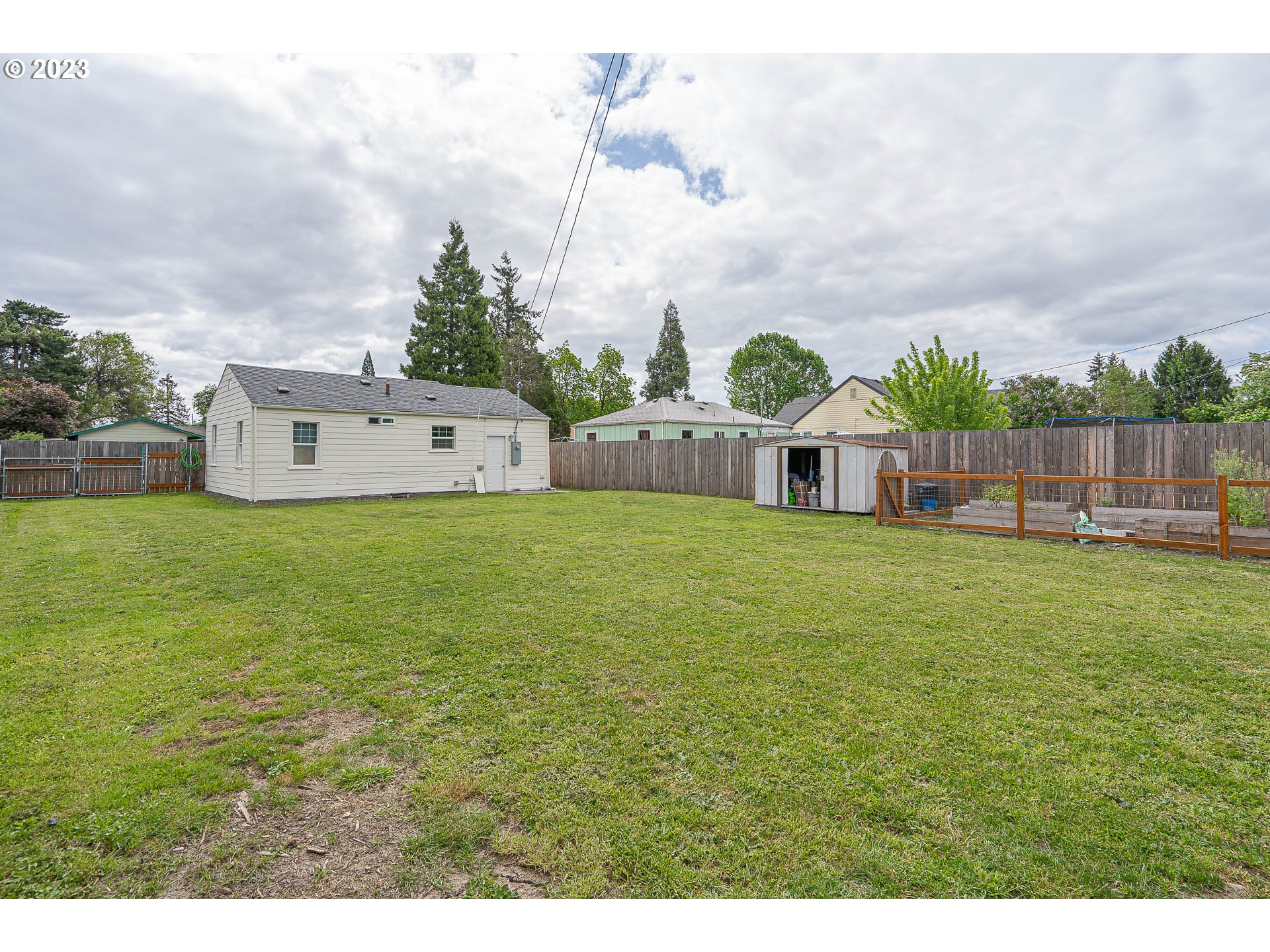 446 North 24th Street Springfield, OR 97477 - Photo 36 of 39