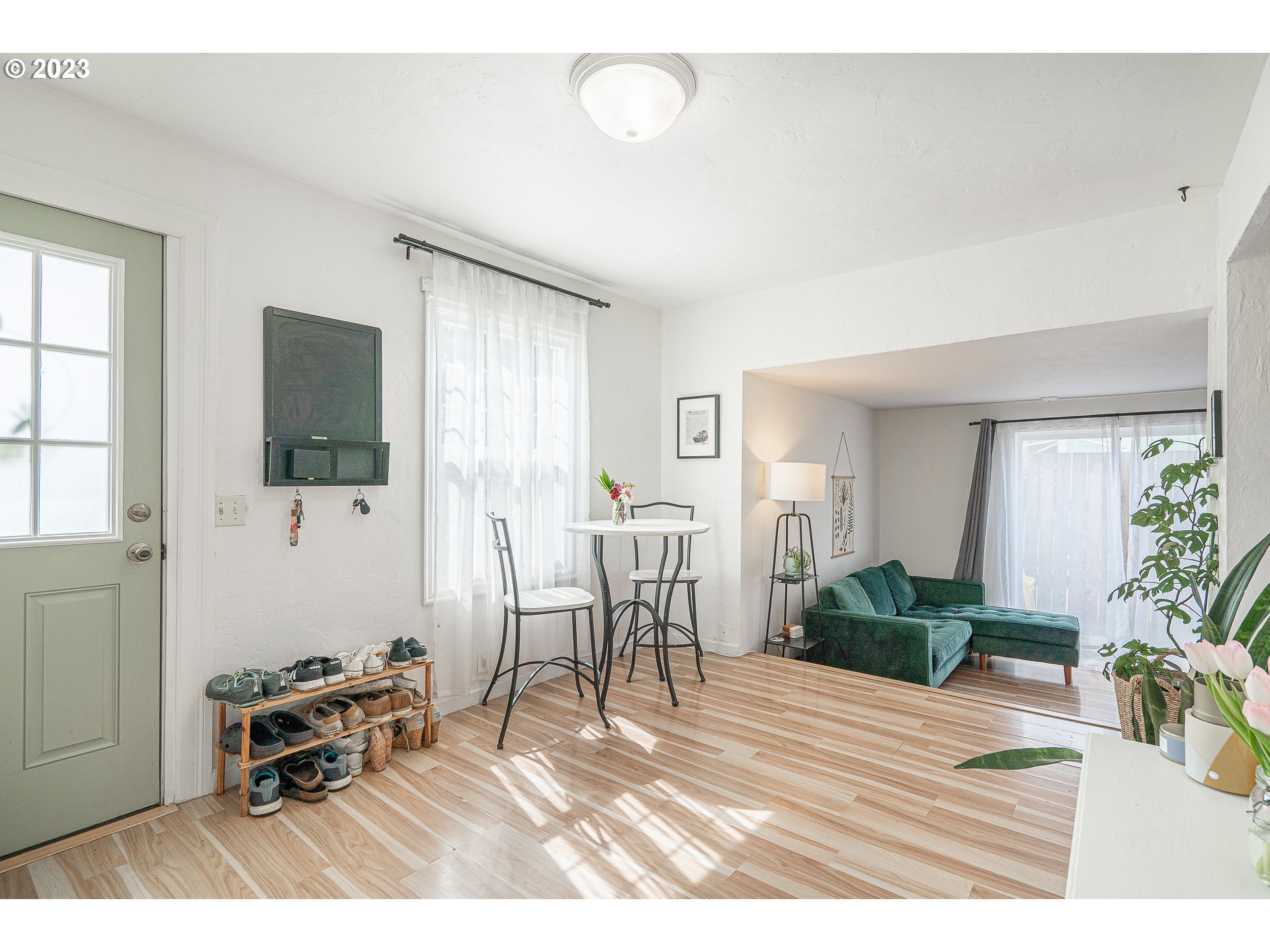 446 North 24th Street Springfield, OR 97477 - Photo 7 of 39