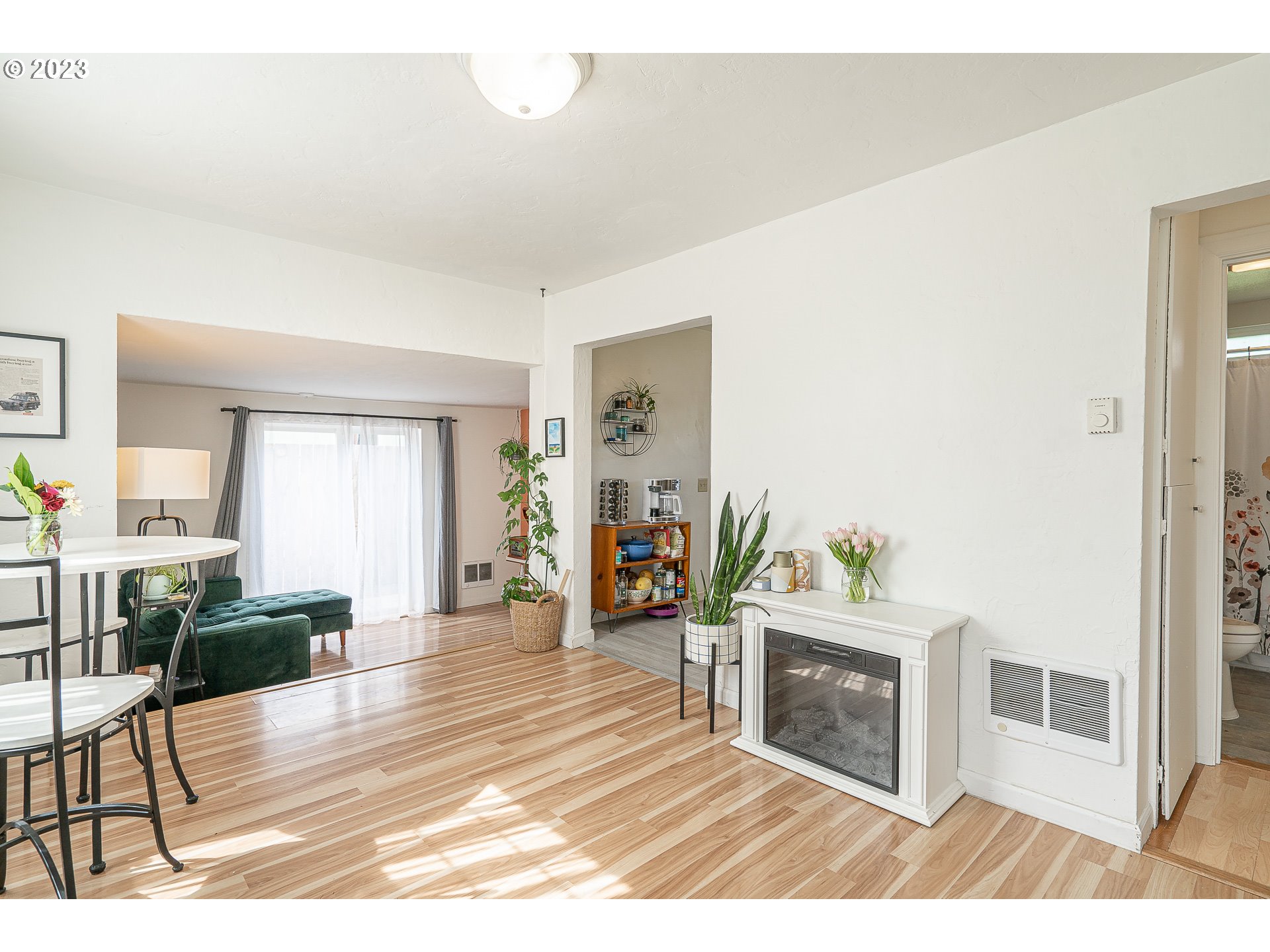 446 North 24th Street Springfield, OR 97477 - Photo 8 of 39