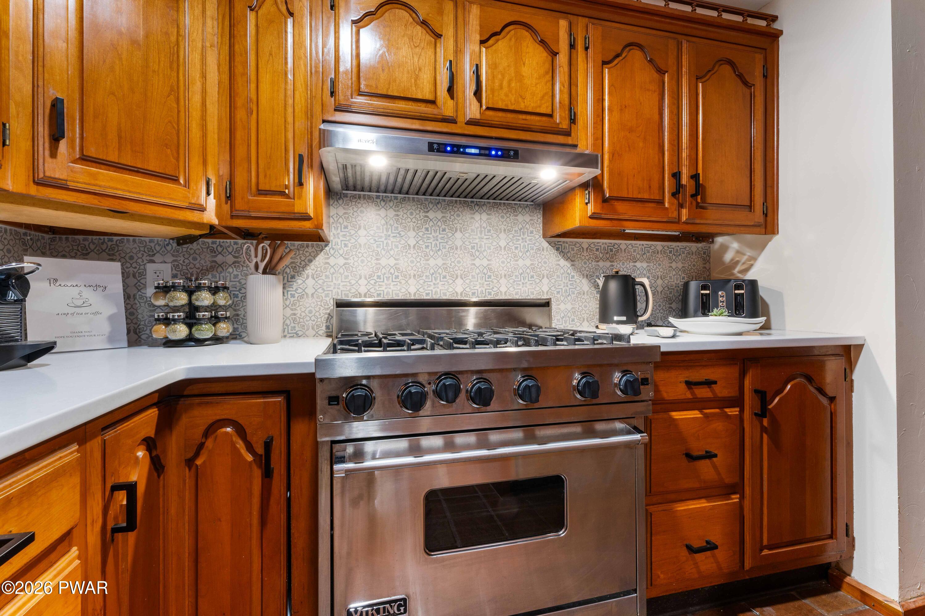 219 Gravity Road Lake Ariel, PA 18436 - Photo 10 of 116
