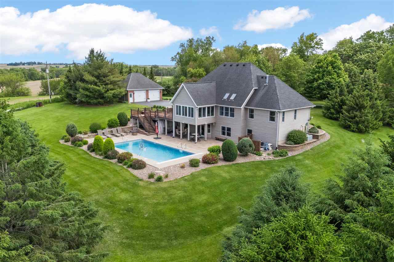 1355 Red Star Road Tipton, IA 52772 - Photo 1 of 54 Gallery Image 1