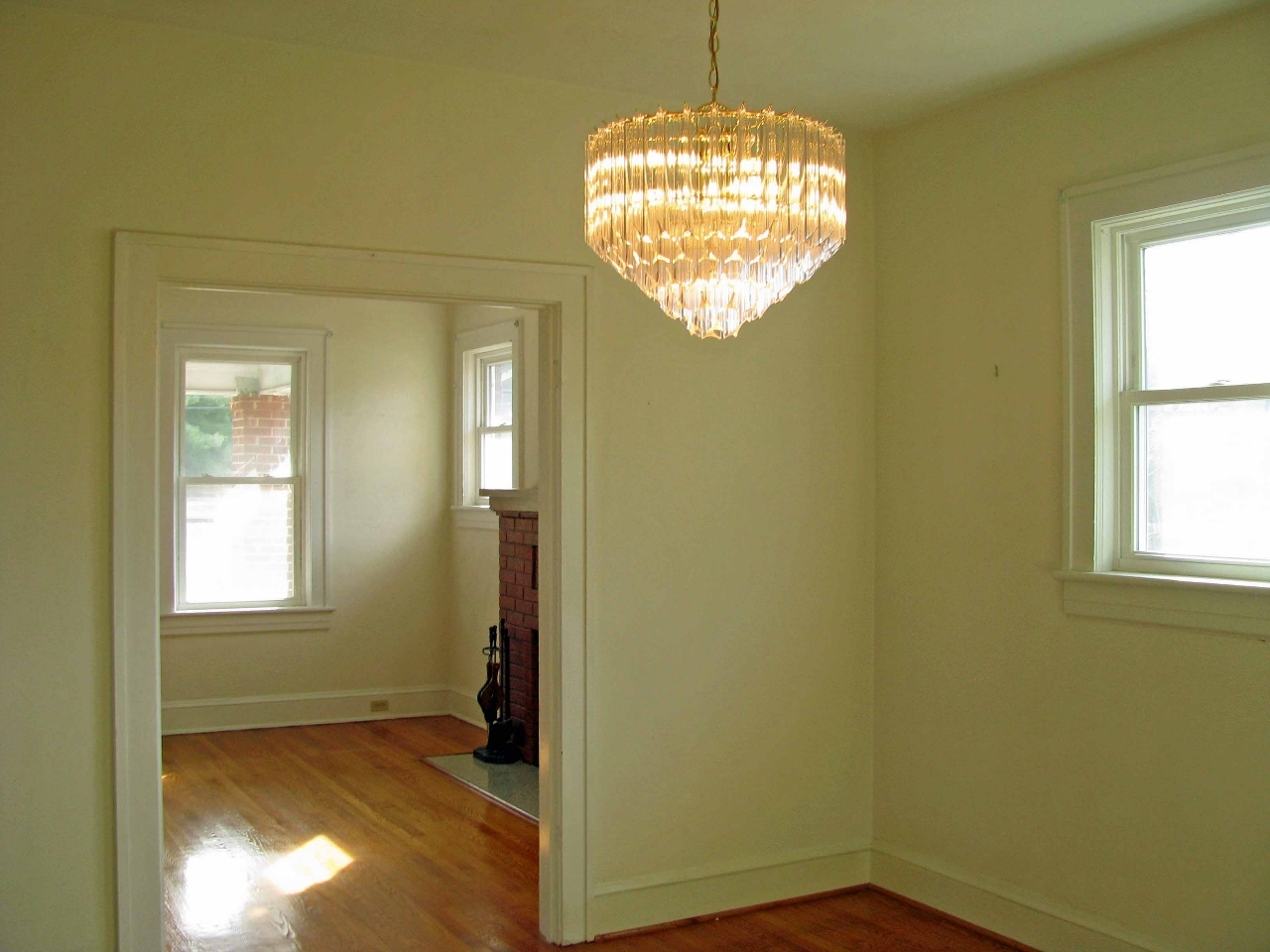 187 Webster Road Roanoke, VA 24012 - Photo 6 of 18 Dining Room between Lr & Kit