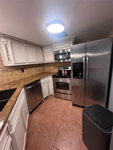 $3,200 | 15002 Windward Drive, Unit 207, Corpus Christi, TX 78418