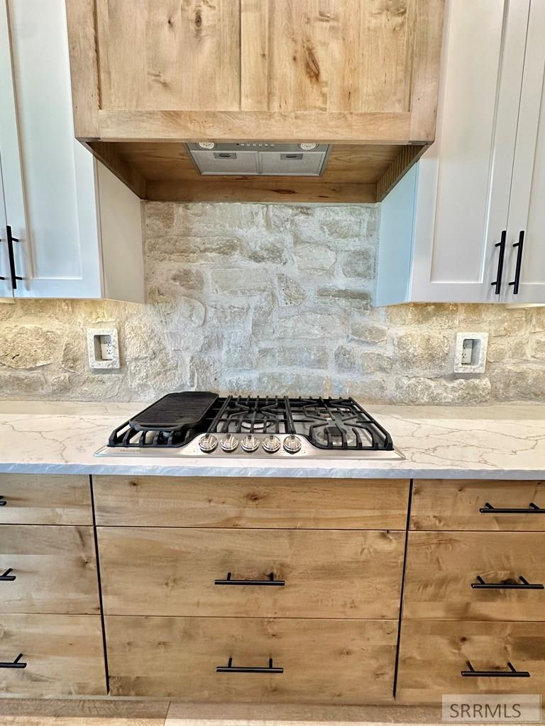 2260 Clover Mdw Way Rexburg, ID 83440 - Photo 17 of 100 Kitchen