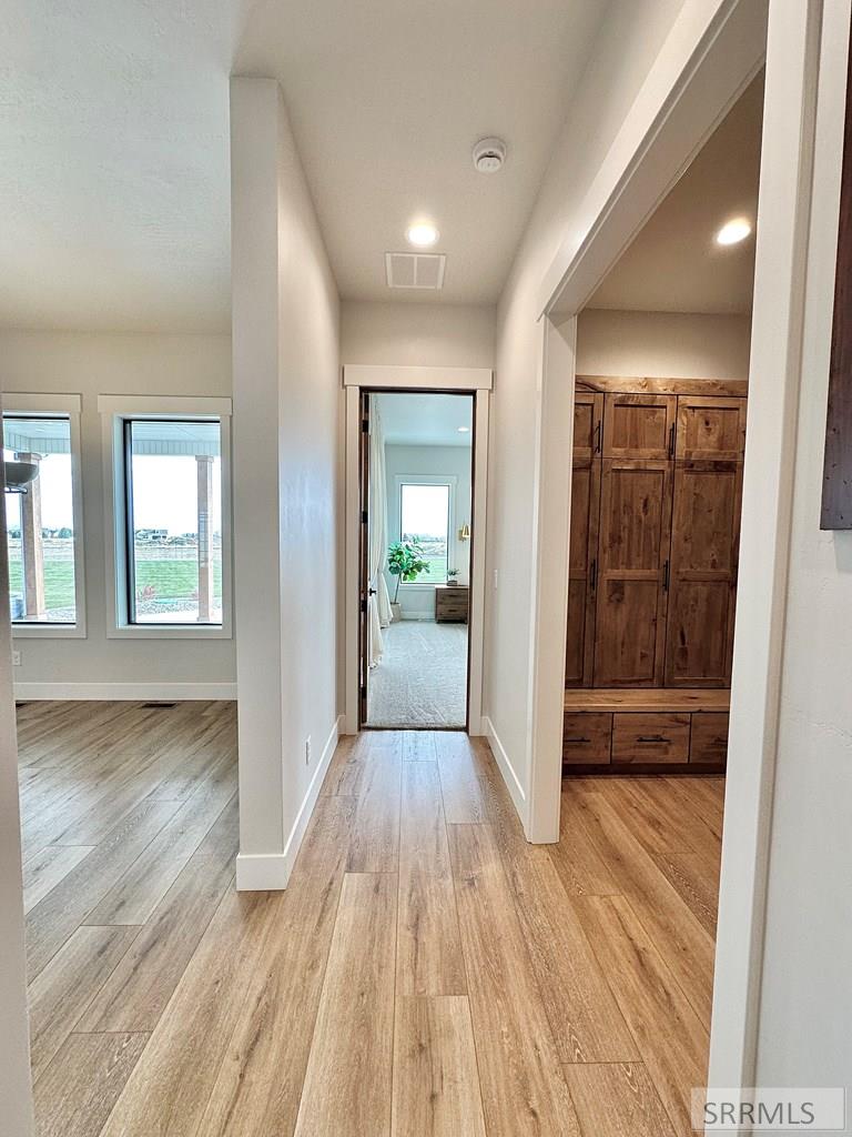 2260 Clover Mdw Way Rexburg, ID 83440 - Photo 32 of 100 Main Level Hallway