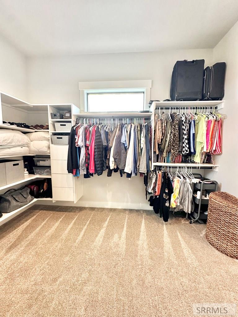 2260 Clover Mdw Way Rexburg, ID 83440 - Photo 48 of 100 Primary Closet