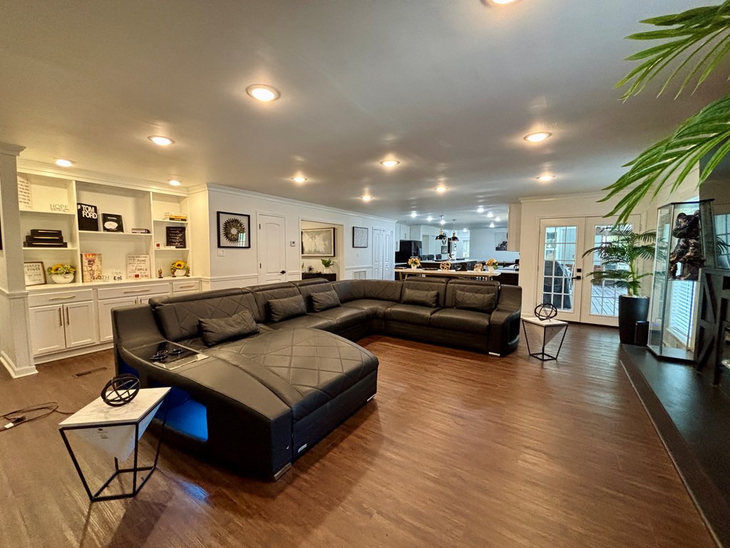 142 Gammage Road Eufaula, AL 36027 - Photo 19 of 47 a living room with furniture and wooden floor