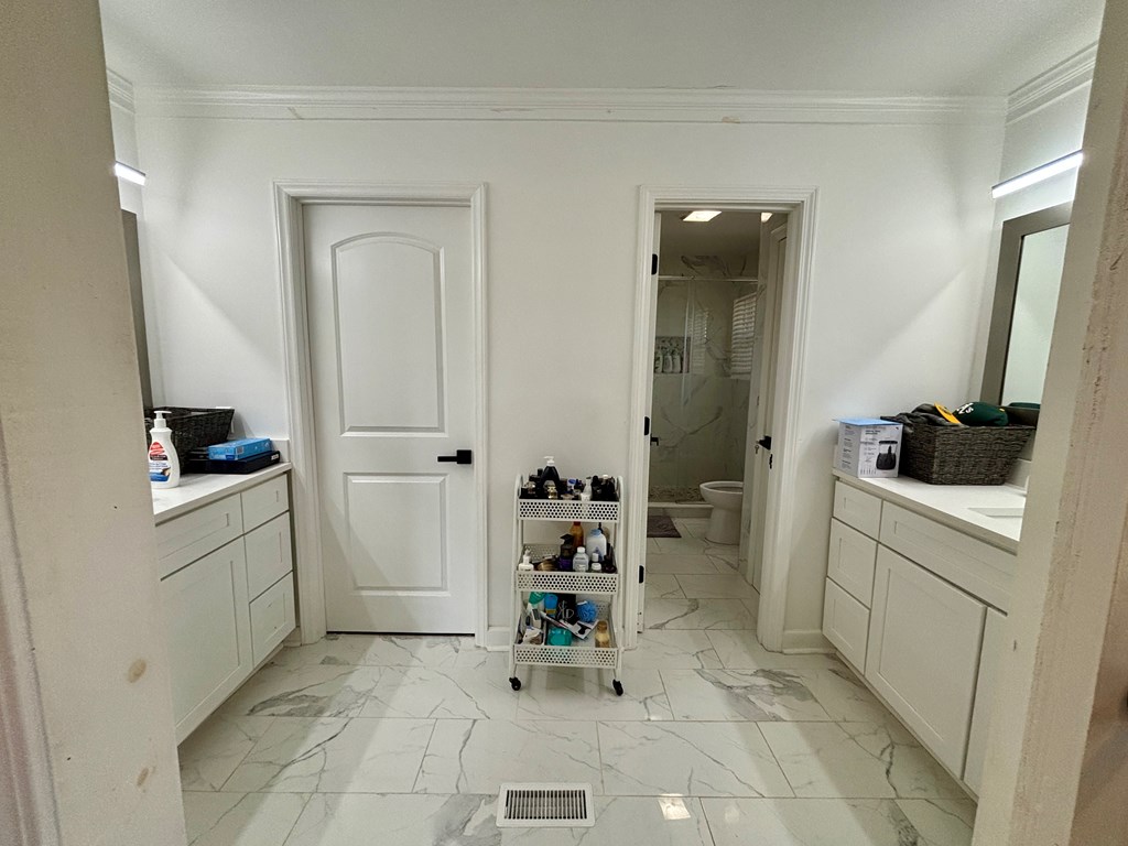 142 Gammage Road Eufaula, AL 36027 - Photo 24 of 47 a utility room with sink dryer and washer