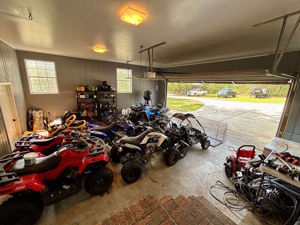 142 Gammage Road Eufaula, AL 36027 - Photo 37 of 47 a view of a room with gym equipment