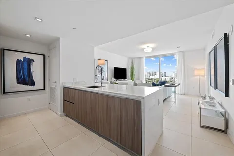 $695,000 | 401 North Birch Road, Unit 614, Fort Lauderdale, FL 33304