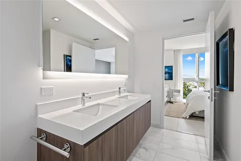 $695,000 | 401 North Birch Road, Unit 614, Fort Lauderdale, FL 33304