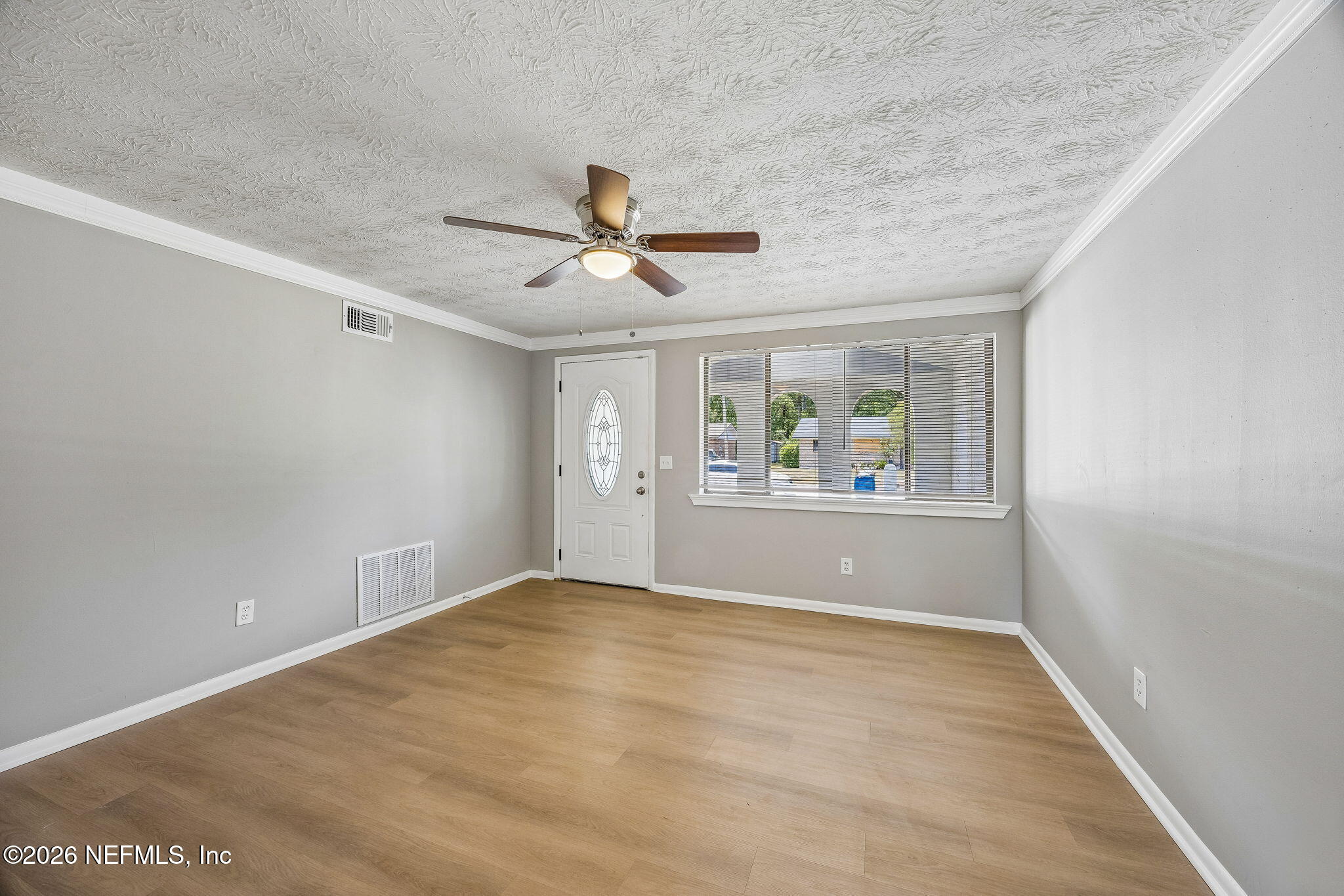 11055 Bacall Road West Jacksonville, FL 32218 - Photo 8 of 30 LIVING ROOM