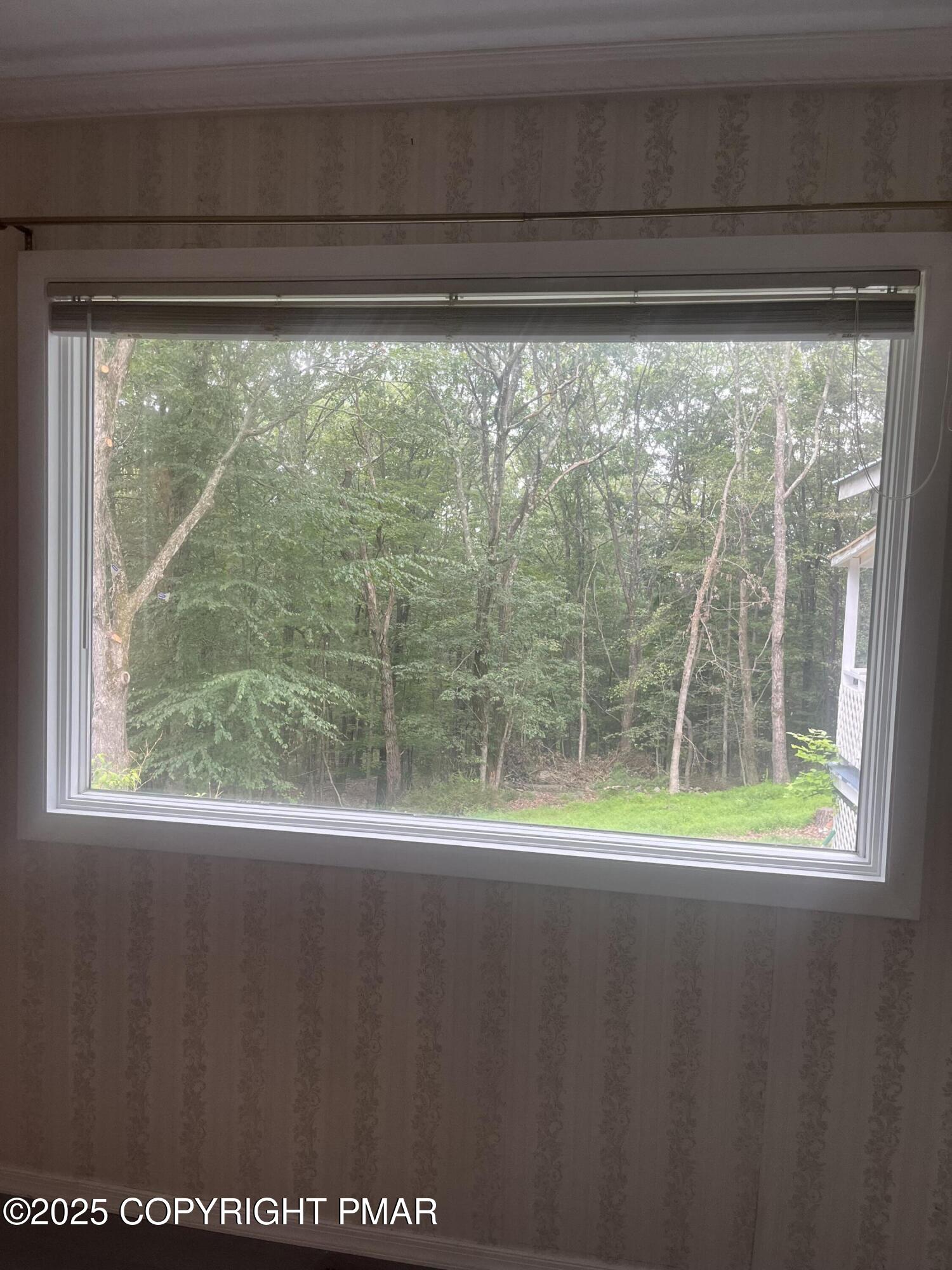 529 Pine Ridge Road Stroudsburg, PA 18360 - Photo 25 of 36 a view of a room with window