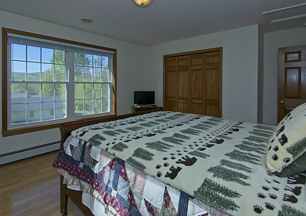 424 Old Bristol Road New Hampton, NH 03256 - Photo 16 of 35