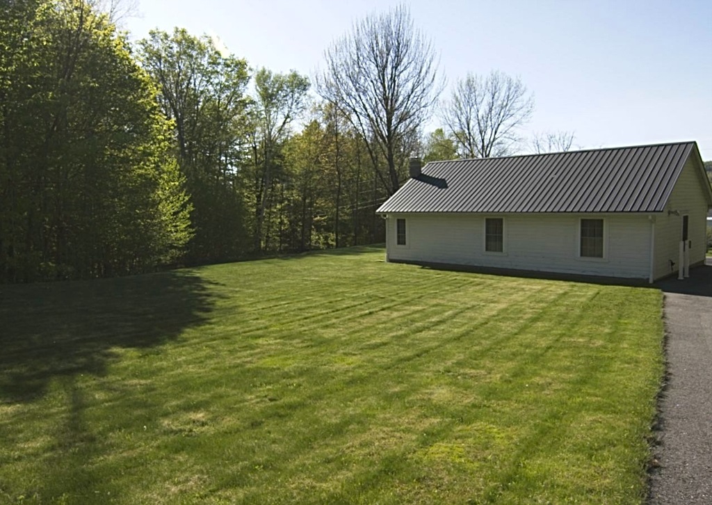 424 Old Bristol Road New Hampton, NH 03256 - Photo 25 of 35