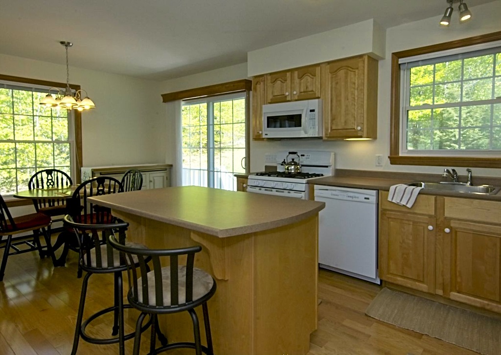424 Old Bristol Road New Hampton, NH 03256 - Photo 9 of 35