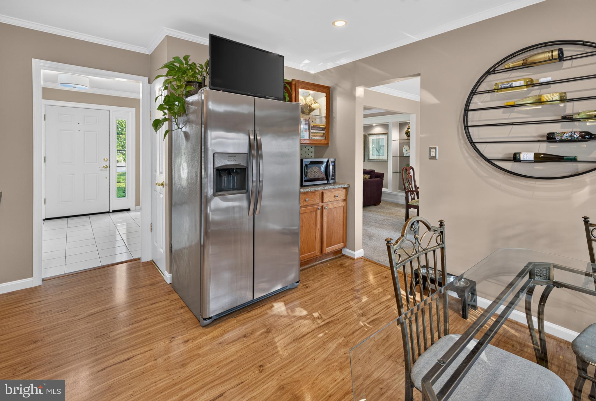 7901 Laural Valley Way Springfield, VA 22153 - Photo 9 of 53 Coffee bar and plenty of storage.