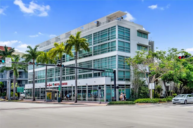 $1,392,000 | 421 Meridian Avenue, Unit 21, Miami Beach, FL 33139
