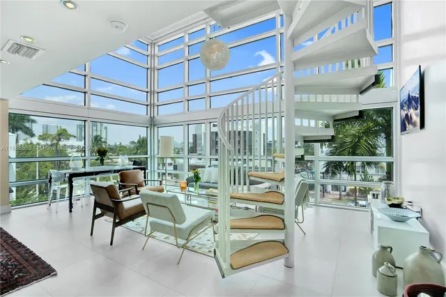 $1,392,000 | 421 Meridian Avenue, Unit 21, Miami Beach, FL 33139
