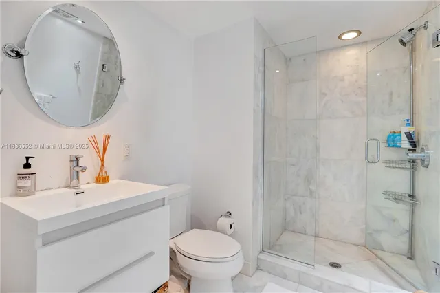 $1,392,000 | 421 Meridian Avenue, Unit 21, Miami Beach, FL 33139